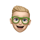 Memoji of Chris Hexton