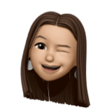 Memoji of Reba Moyes